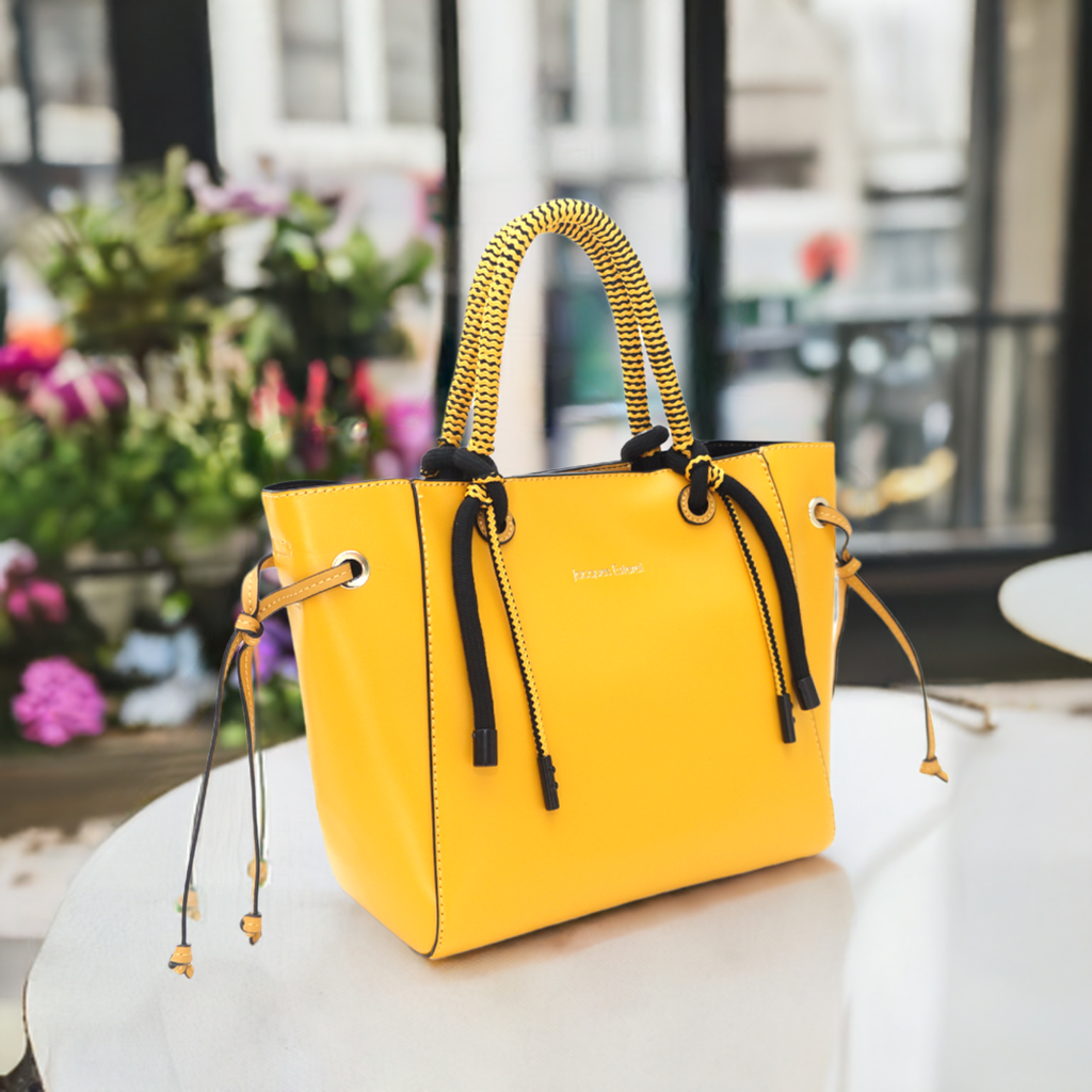 Le sac cabas Romy Jaune : votre nouveau compagnon au quotidien, , Sac à Elle, Sac, BAGAGE, TED LAPIDUS JACQUES ESTEREL, STEVE MADDEN