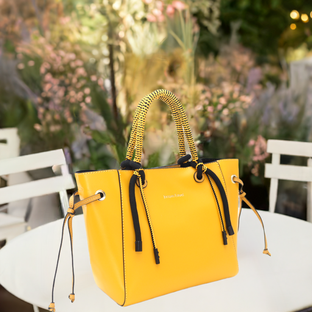 Le sac cabas Romy Jaune : votre nouveau compagnon au quotidien, , Sac à Elle, Sac, BAGAGE, TED LAPIDUS JACQUES ESTEREL, STEVE MADDEN
