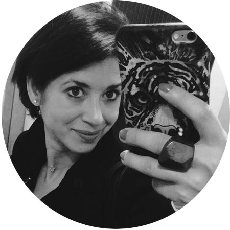 AMINA ALAOUI BELHASSAN, UNE MAROCAINE FASHION & GEEKETTE by Khadija Dinia
