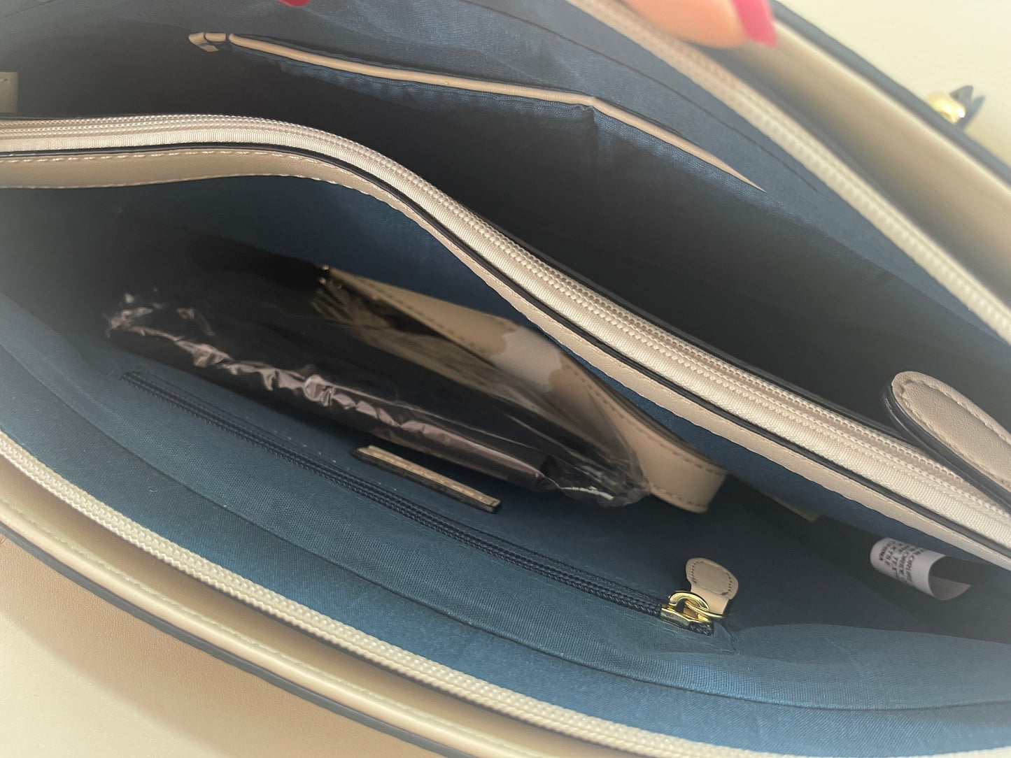 Sac porté épaule Gadencourt ;Ted Lapidus : Élégance intemporelle