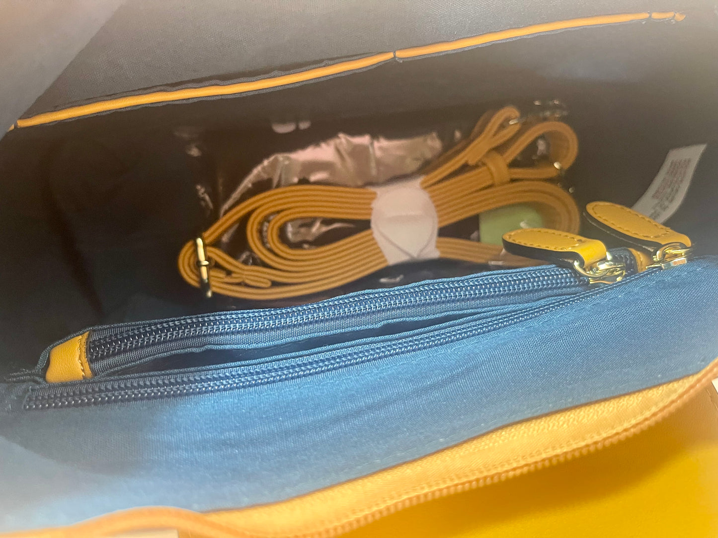 Sac porté épaule Gadencourt &nbsp;Ted Lapidus : Élégance intemporelle