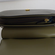 تحميل الصورة إلى المعرض ، Sac port&eacute; main et &eacute;paule F&eacute;licie by Ted Lapidus, , Sac &Atilde;&nbsp; Elle, Sac, BAGAGE, TED LAPIDUS JACQUES ESTEREL, STEVE MADDEN