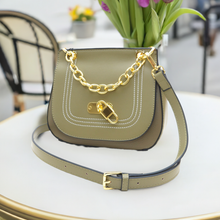تحميل الصورة إلى المعرض ، Sac port&eacute; main et &eacute;paule F&eacute;licie by Ted Lapidus, , Sac &Atilde;&nbsp; Elle, Sac, BAGAGE, TED LAPIDUS JACQUES ESTEREL, STEVE MADDEN