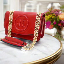 Charger l&#39;image dans la galerie, Sac Constance Chainette rouge by Jacques Esterel : &Eacute;l&eacute;gance et modernit&eacute;, , Sac &Atilde;&nbsp; Elle, Sac, BAGAGE, TED LAPIDUS JACQUES ESTEREL, STEVE MADDEN