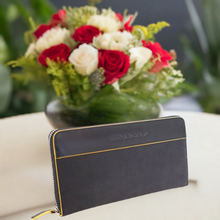 تحميل الصورة إلى المعرض ، Un &eacute;crin de cuir pour vos essentiels : Compagnon suffren by Ted Lapidus, NOIR, Sac &Atilde;&nbsp; Elle, Sac, BAGAGE, TED LAPIDUS JACQUES ESTEREL, STEVE MADDEN