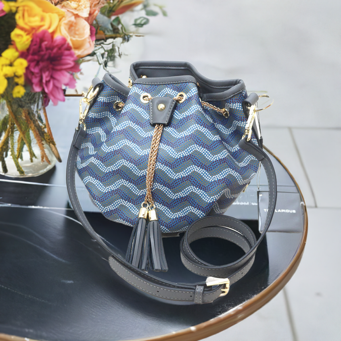 Aiko, l'Élégance Bohème : Le Sac Bourse Signature de Ted Lapidus, , Sac Ã  Elle, Sac, BAGAGE, TED LAPIDUS JACQUES ESTEREL, STEVE MADDEN