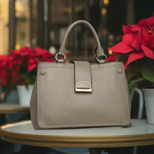 Charger l&#39;image dans la galerie, Sac port&eacute; &eacute;paule Gen&egrave;ve by Ted Lapidus : Un classique intemporel, , Sac &Atilde;&nbsp; Elle, Sac, BAGAGE, TED LAPIDUS JACQUES ESTEREL, STEVE MADDEN