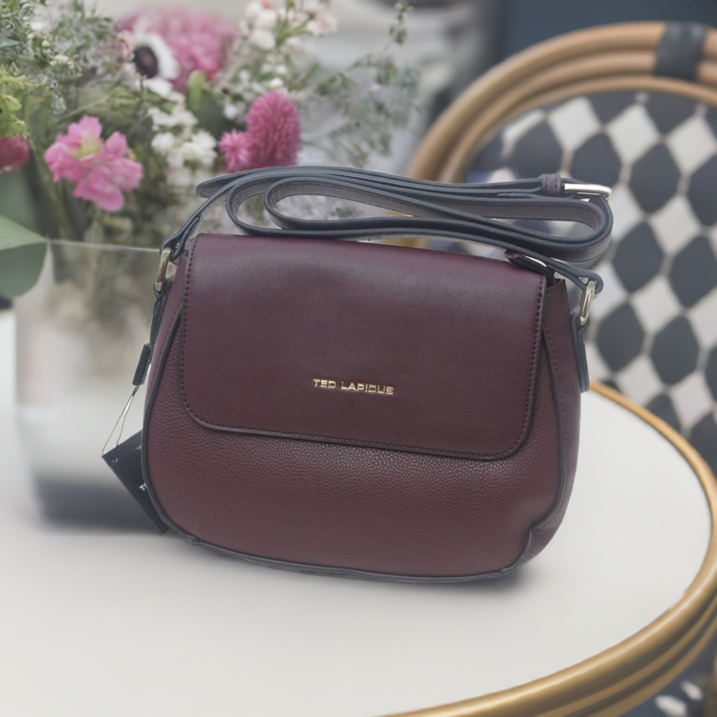 Sac bandouli&egrave;re Ted Lapidus : &Eacute;l&eacute;gance et praticit&eacute; au rendez-vous, , Sac &Atilde;&nbsp; Elle, Sac, BAGAGE, TED LAPIDUS JACQUES ESTEREL, STEVE MADDEN