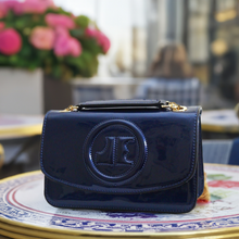 تحميل الصورة إلى المعرض ، Sac Constance Chainette by Jacques Esterel : &Eacute;l&eacute;gance et modernit&eacute;, , Sac &Atilde;&nbsp; Elle, Sac, BAGAGE, TED LAPIDUS JACQUES ESTEREL, STEVE MADDEN