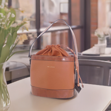 تحميل الصورة إلى المعرض ، Sac bourse Audrey Ted Lapidus : Le chic d&eacute;contract&eacute;, , Sac &Atilde;&nbsp; Elle, Sac, BAGAGE, TED LAPIDUS JACQUES ESTEREL, STEVE MADDEN