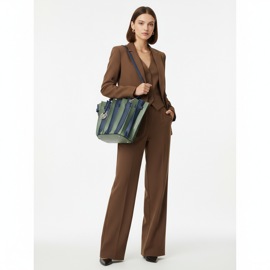 Sac Panier Marion II : L'Audace Bicolore et Bi-Mati&egrave;re qui Red&eacute;finit le Style, VERT/MARINE, Sac &Atilde;&nbsp; Elle, Sac, BAGAGE, TED LAPIDUS JACQUES ESTEREL, STEVE MADDEN