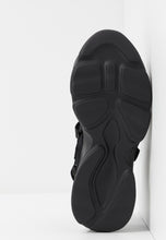 Charger l&#39;image dans la galerie, PLAYERS - Sandales &agrave; plateforme by STEVE MADDEN, , Sac &agrave; Elle, Sac, BAGAGE, TED LAPIDUS JACQUES ESTEREL, STEVE MADDEN